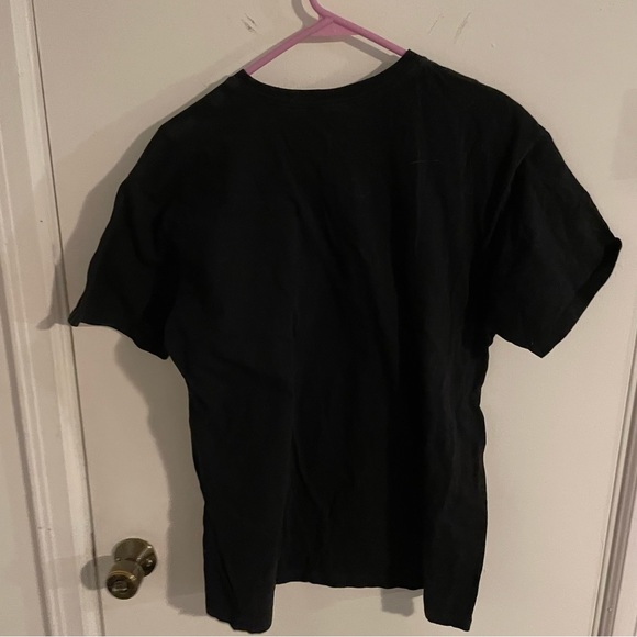 Disney Descendants Adult Tshirt - Picture 5 of 5